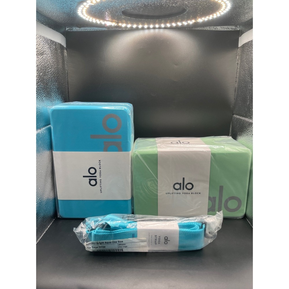 Alo Yoga Uplifting Yoga Block 2pk & Strap Set Bright Aqua Honeydew A0084U A0026U